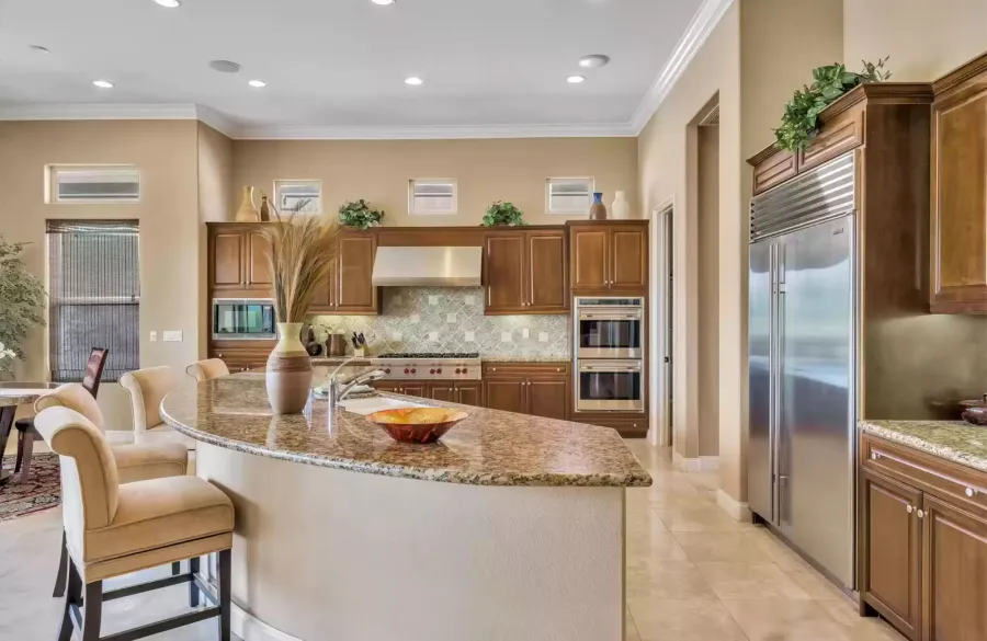 Tom, Erika Girardi Selling $1.25 Million Property to Pay Creditors, Bills