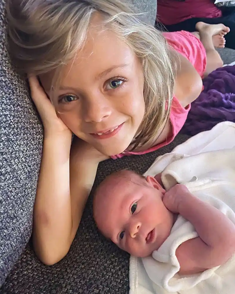 Tyler Baltierra Catelynn Lowell Reveal Newborn Daughter Rya Face 1st Time