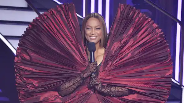 Tyra Banks Claps Back Critics Viral DWTS Outfit
