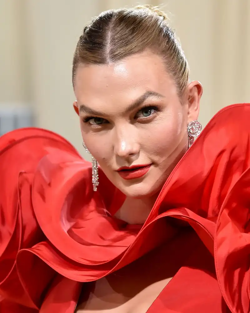 Met Gala 2021 Wildest Beauty Gallery Karlie Kloss
