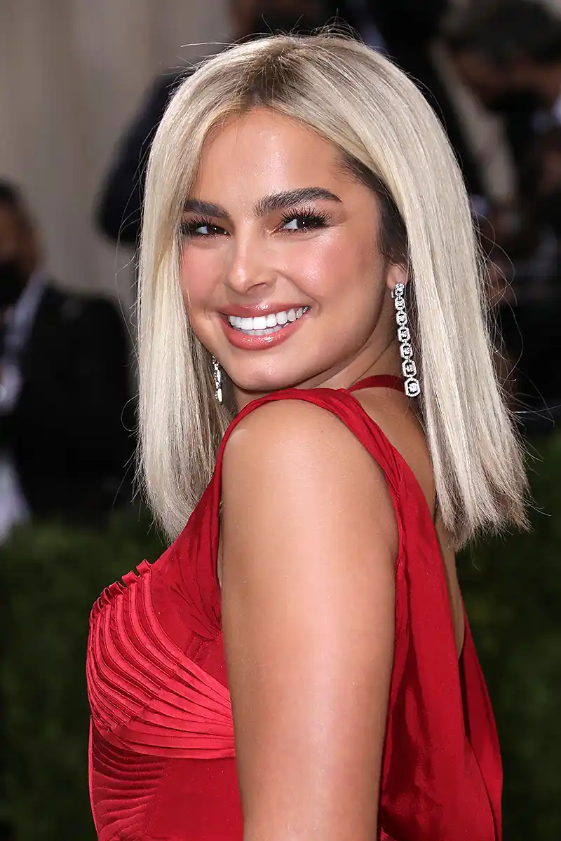 addison-rae-eyes-met-gala