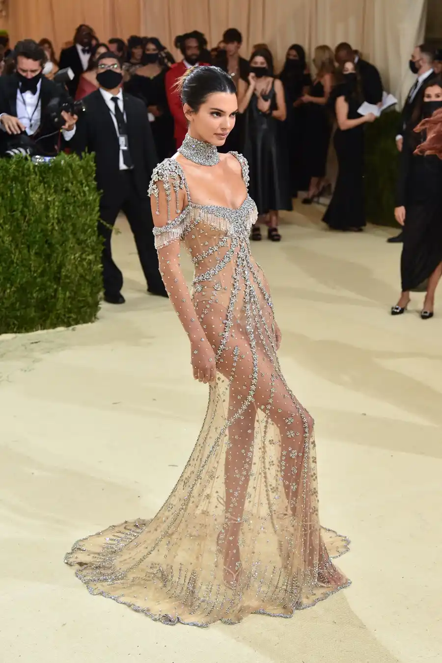 Sexy Sparkles! Kenall Jenner’s Met Gala Gown Is a Very Glitzy Nod to Audrey Hepburn