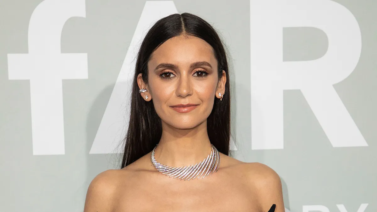 nina-dobrev-acne-treatment