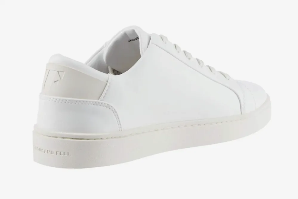 thousand-fell-sneaker