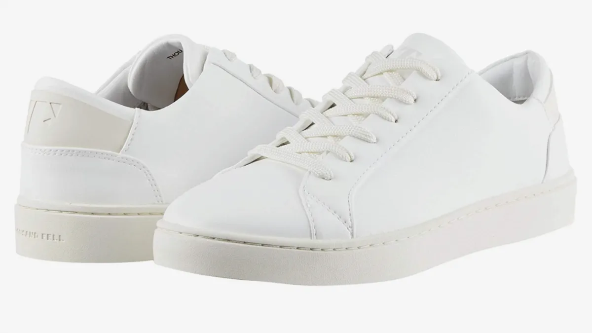 thousand-fell-sneakers