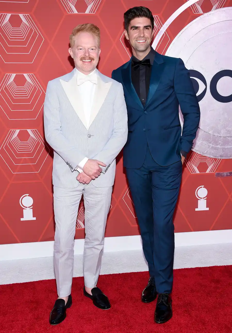 tony awards 2021 red carpet Jesse Tyler Ferguson Justin Mikita