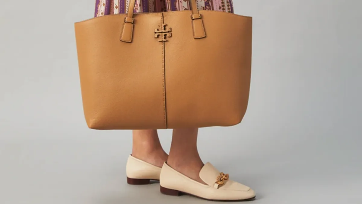 tory-burch-tote