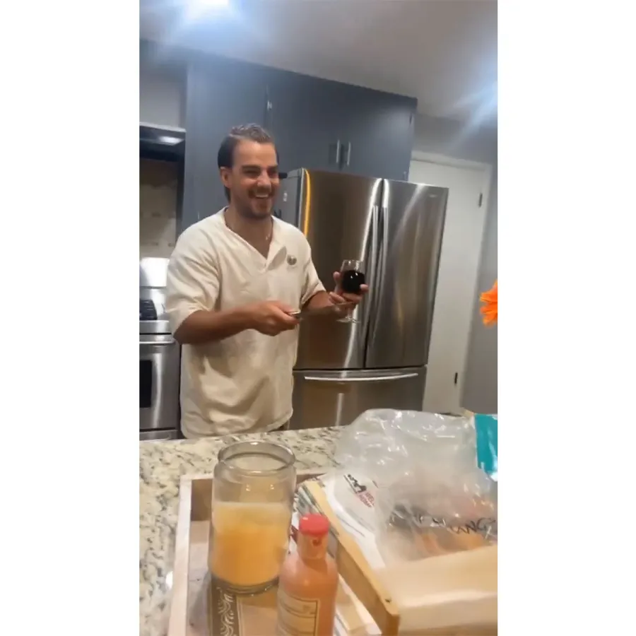 Abigail Heringer Shares Footage of Her and Noah Erb Secret Hangs Post BiP Bachelor in Paradise 11