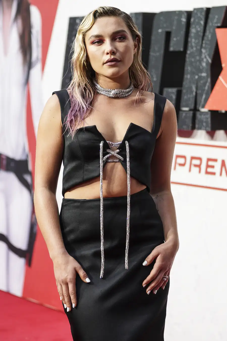 Alec Baldwin’s ‘Rust’ Tragedy: Debra Messing, Elijah Wood and More Stars React