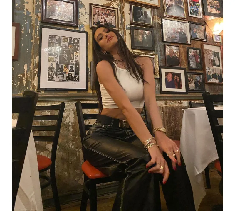 Amelia Gray Hamlin Really Happy After Scott Disick Spotted Out With Possible New Girlfriend 01