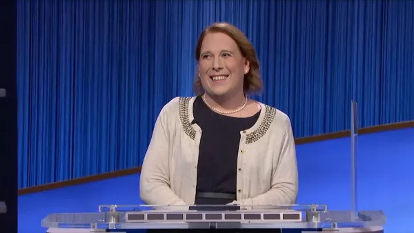 Amy Schneider competes on Jeopardy