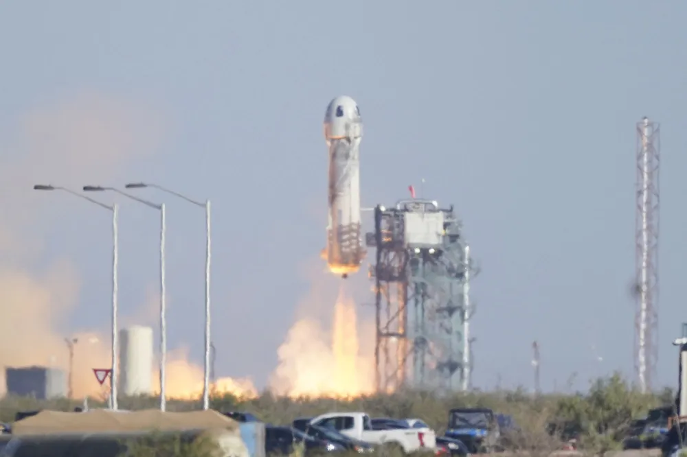 Blast Off William Shatner Becomes Oldest Person Travel Space