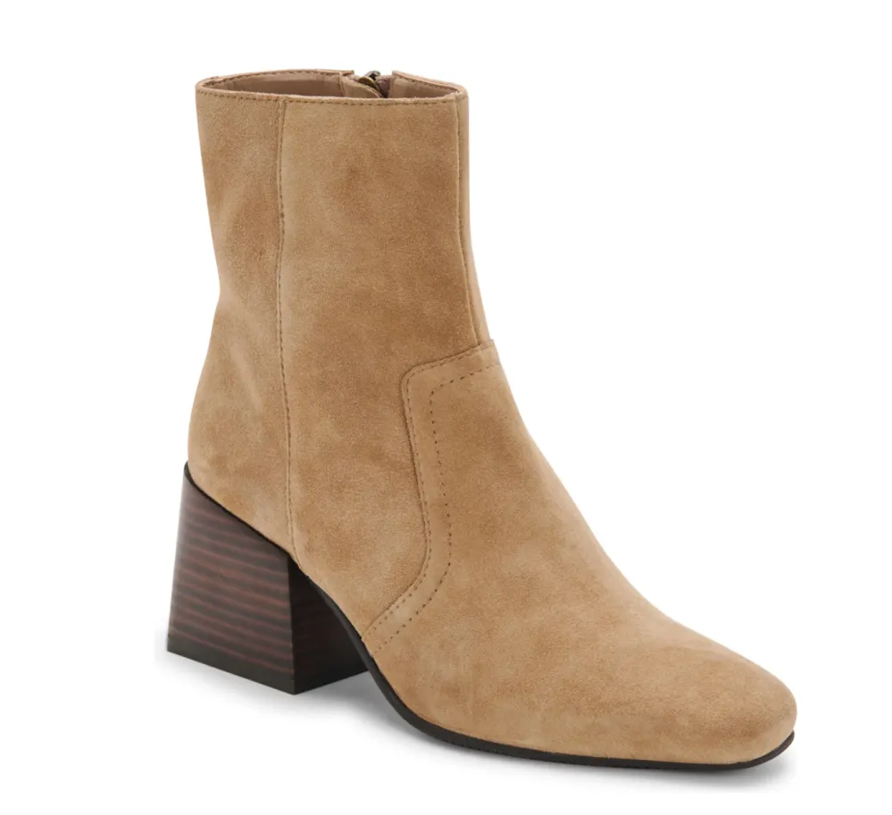 Blondo Salome Waterproof Bootie