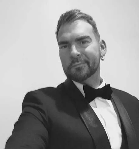 Bridgerton Hairstylist Dies Coronavirus 1 Month After Emmy Win