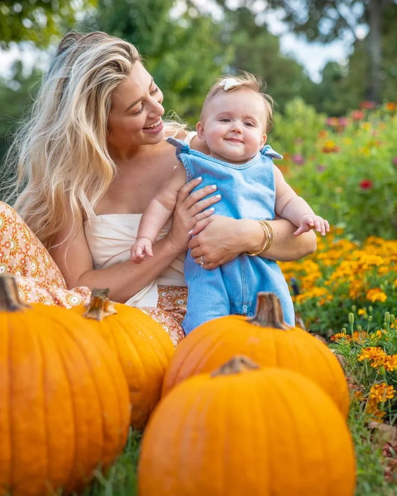 Celebrity Families' Pumpkin Patch and Apple Picking Photos Lesley Murphy