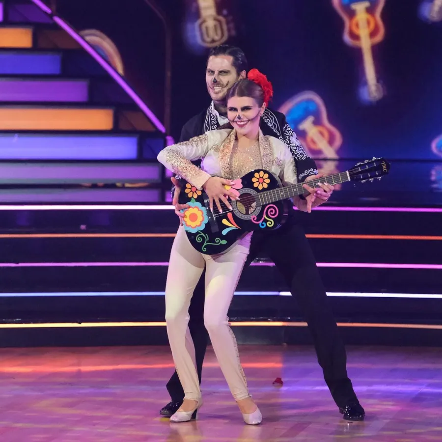 DWTS Disney Villains Night Val Olivia Jade