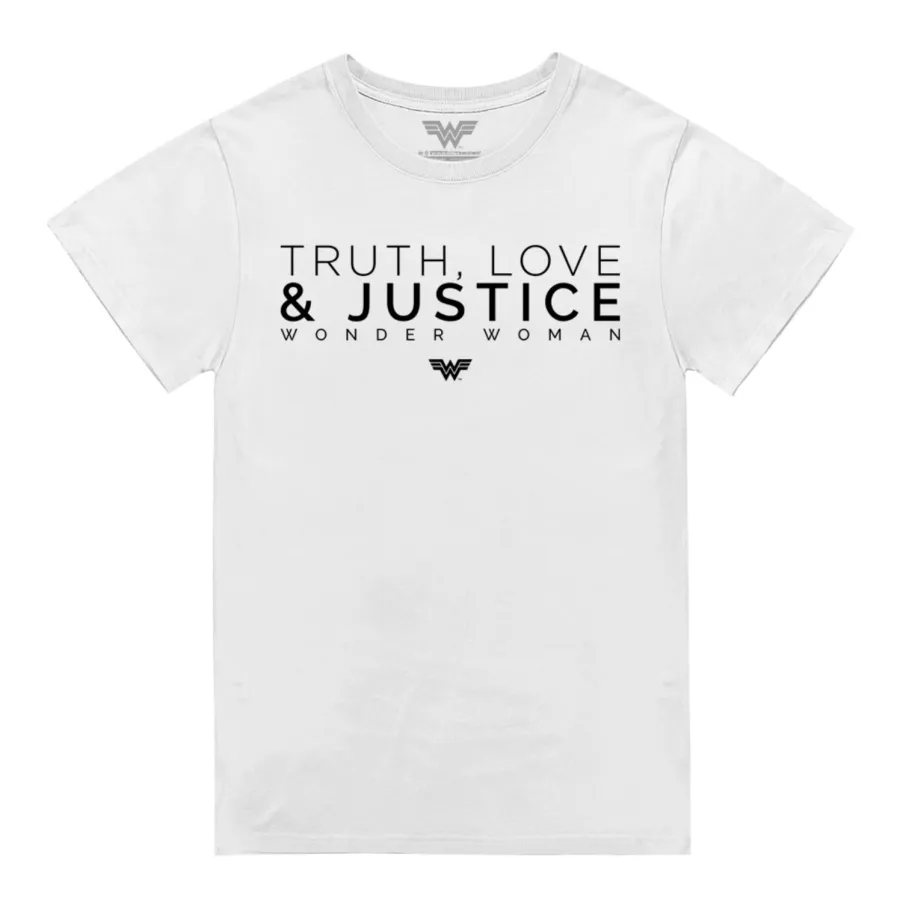 Gal Gadot Just Dropped the Best Wonder Woman Merch 08