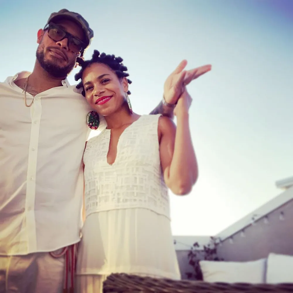 Greys Anatomy Kelly McCreary Gives Birth Welcomes 1st Child With Husband Pete Chatmon