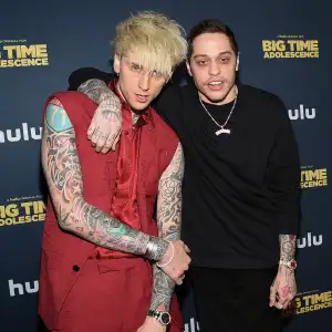 Machine Gun Kelly Hilariously Reacts to BFF Pete Davidson's 'SNL' Impression of Him