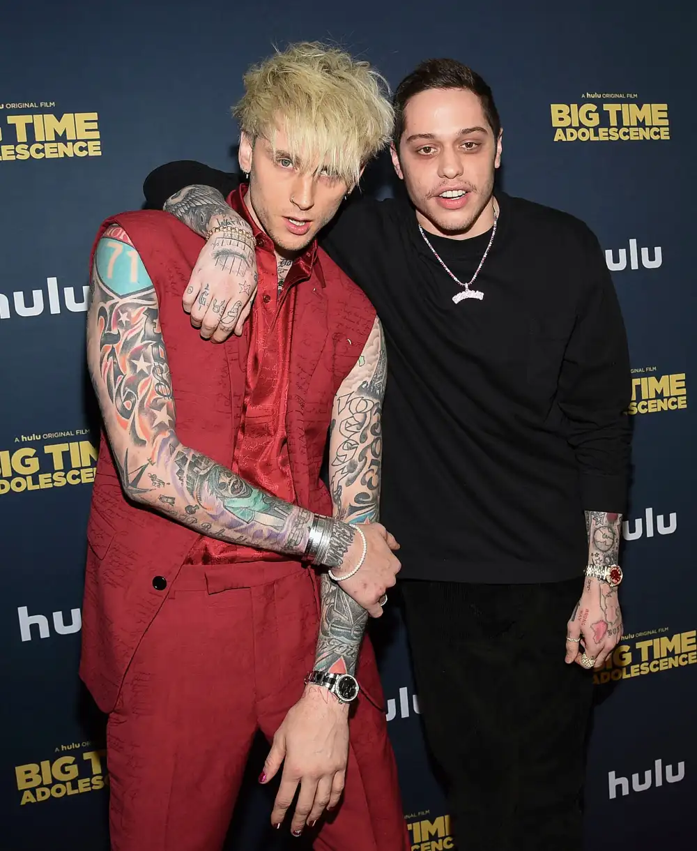 Machine Gun Kelly Hilariously Reacts to BFF Pete Davidson's 'SNL' Impression of Him