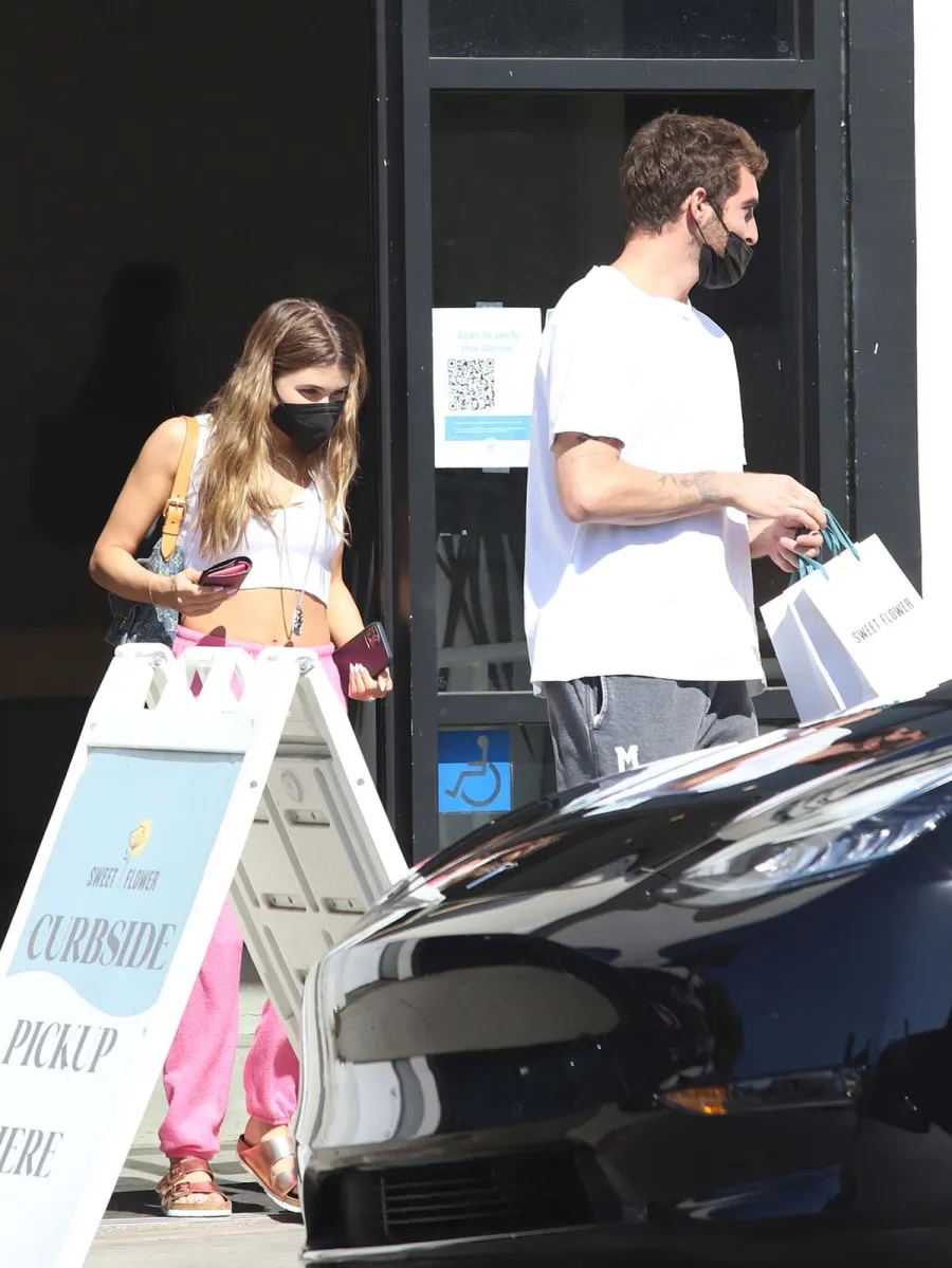 Olivia Jade Giannulli Reunites With Jackson Guthy Amid Val Chmerkovskiy Rumors