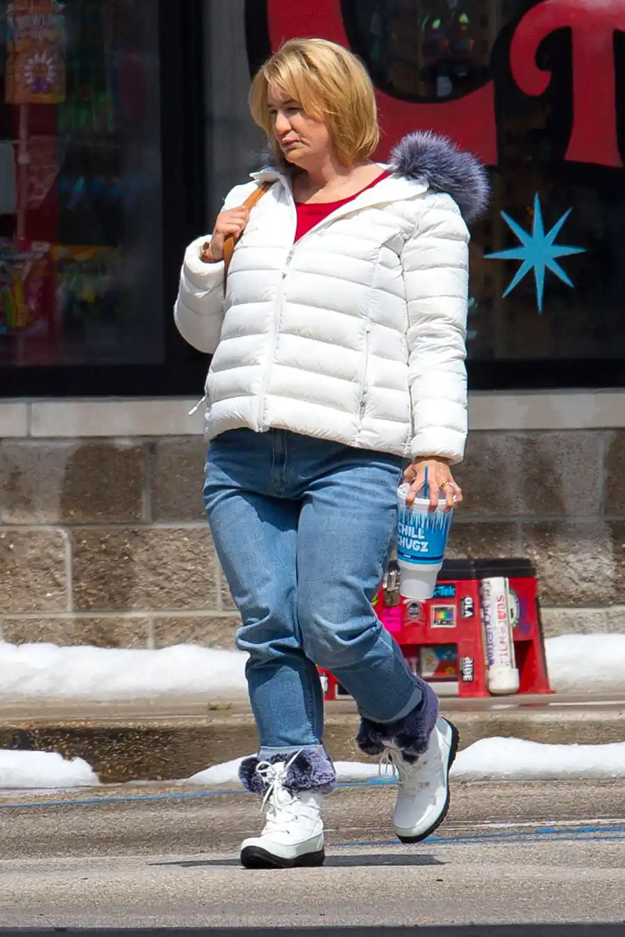 Renee Zellweger Looks Unrecognizable as Pam Hupp for NBC Upcoming Show The Thing About Pam 8