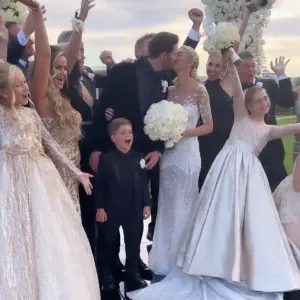 Tarek El Moussa and Heather Rae Young wedding photo