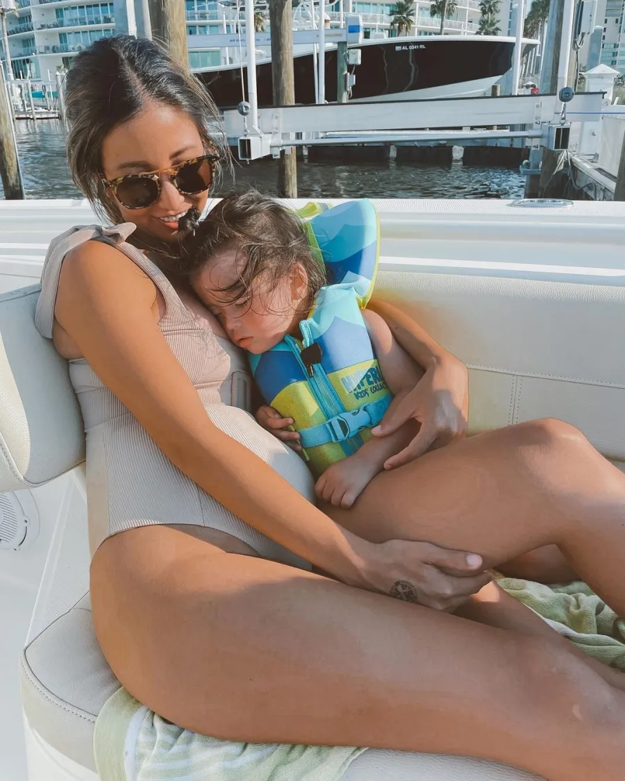 See Duck Dynasty's Rebecca Robertson, More Pregnant Stars in Bathing Suits