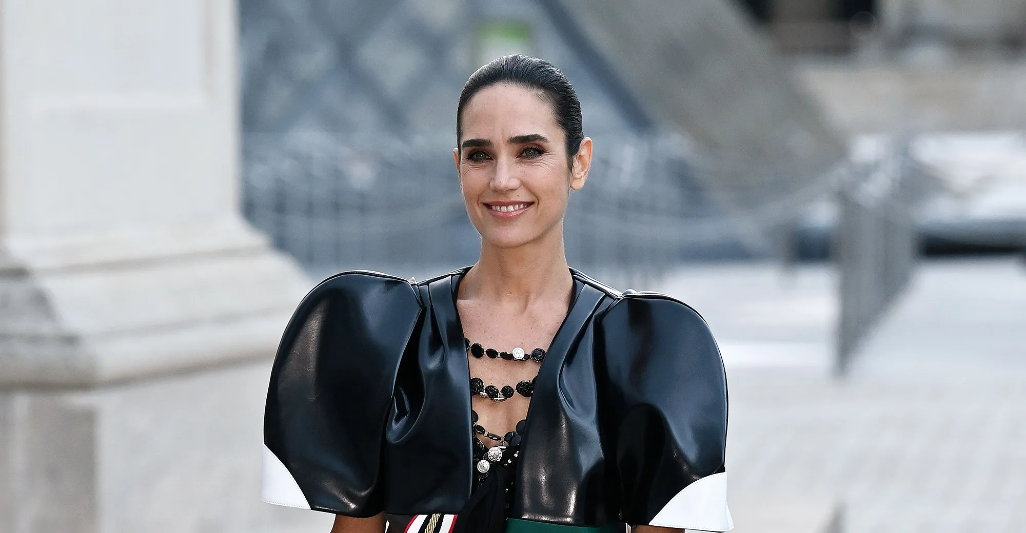 jennifer-connelly-joanna-vargas-daily-serum