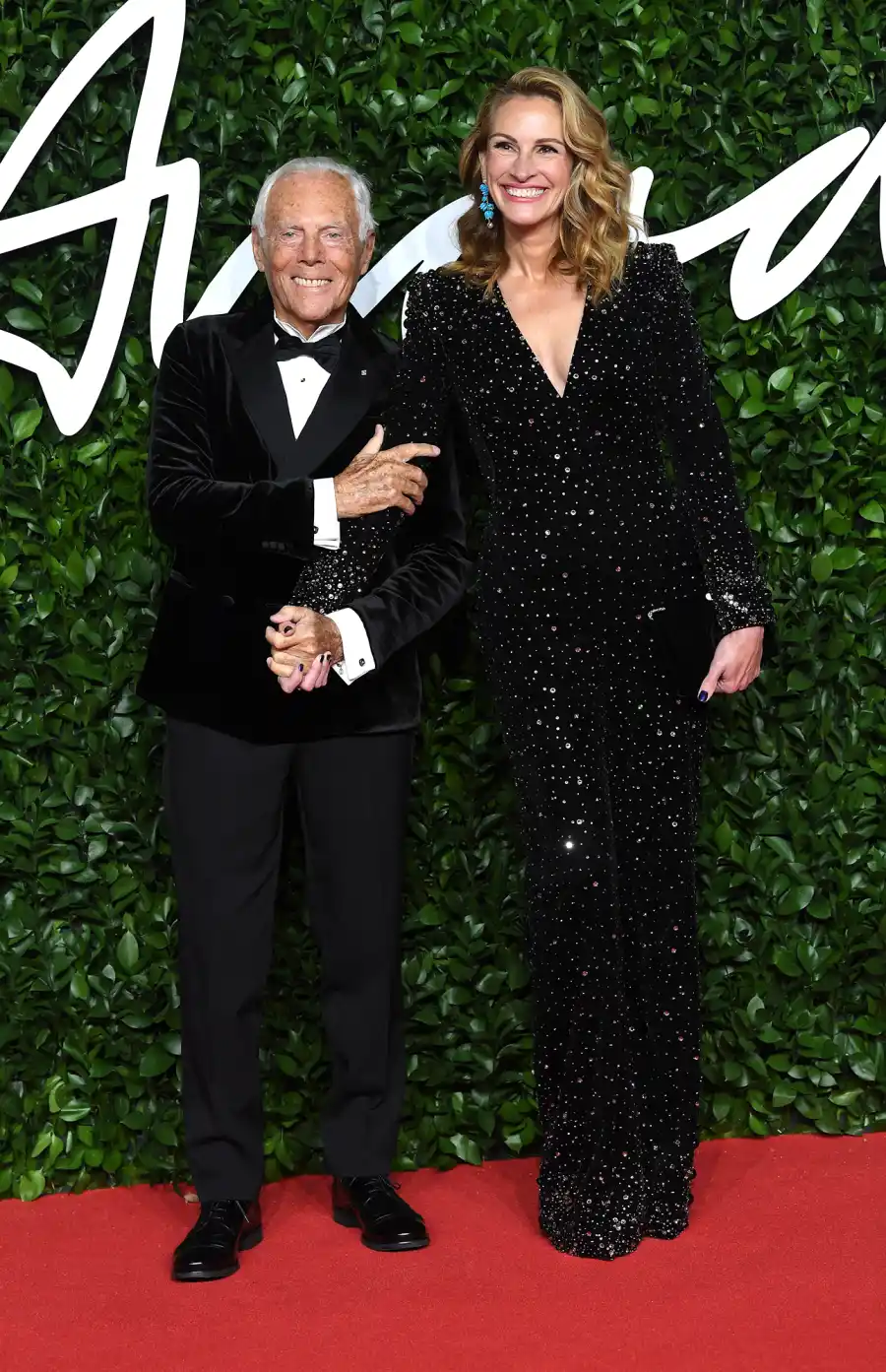 See Julia Roberts' Best Red Carpet Fashion Moments