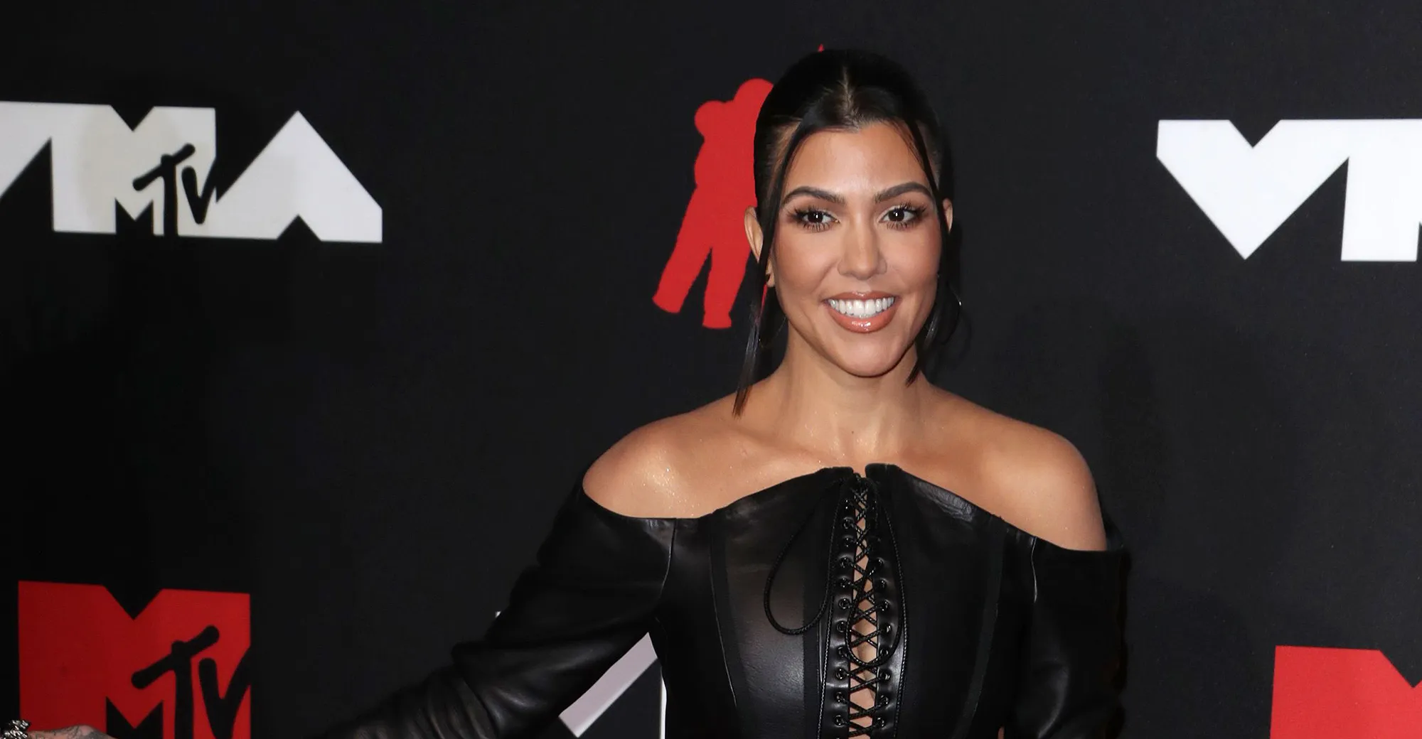 kourtney-kardashian-foundation