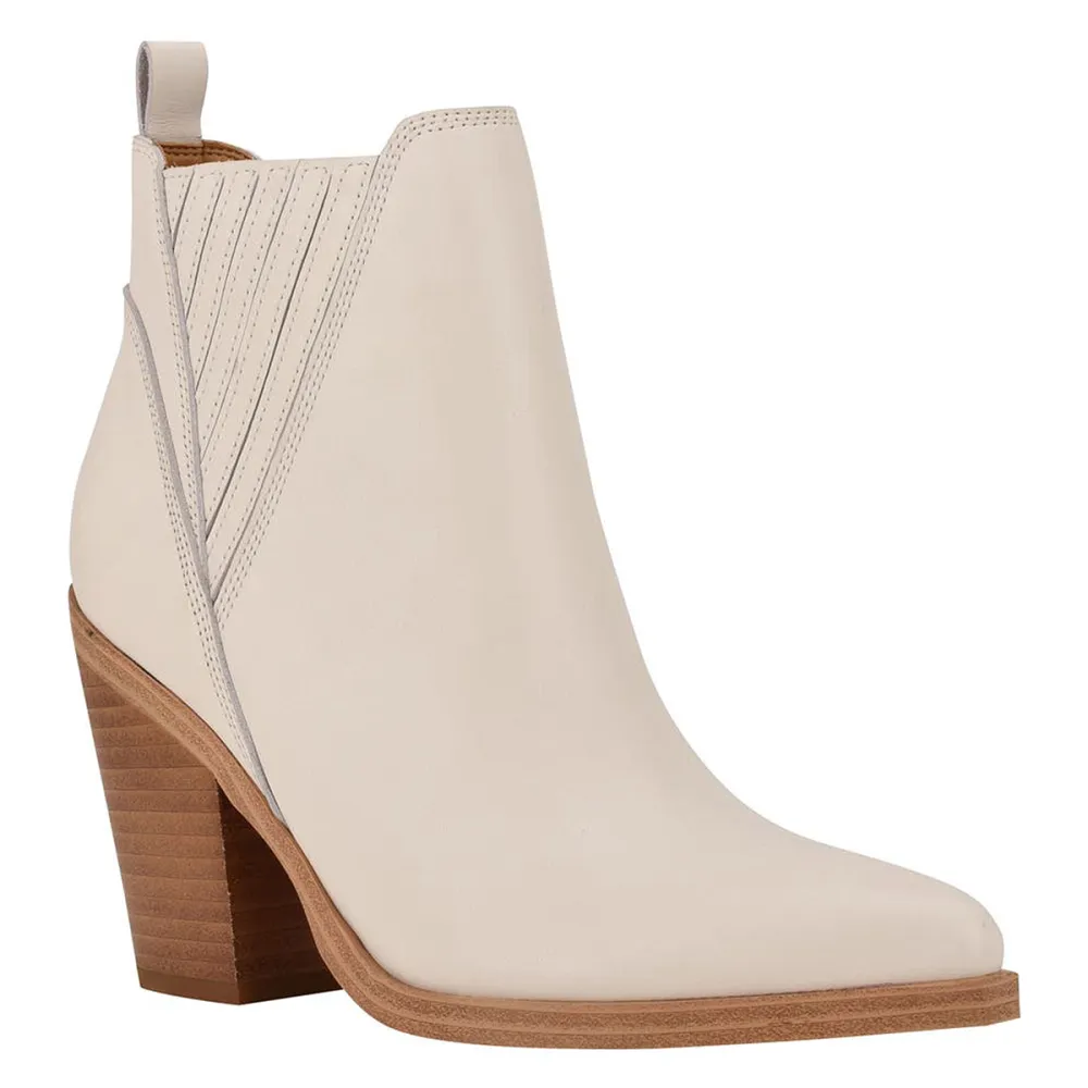 nordstrom-fashion-deals-stacked-heel-bootie