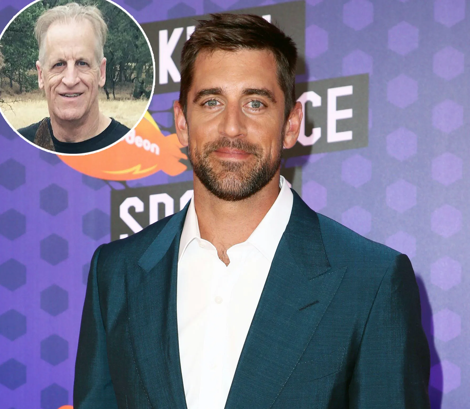 Aaron Rodgers Estranged Dad Shows Support For Son Amid COVID-19 Vaccine Controversy