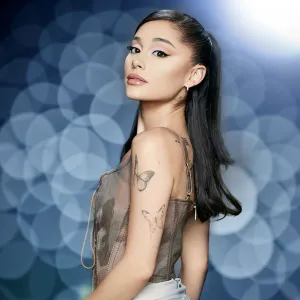 Ariana Grande Mocks Her Top Songwriting Abilities The Voice