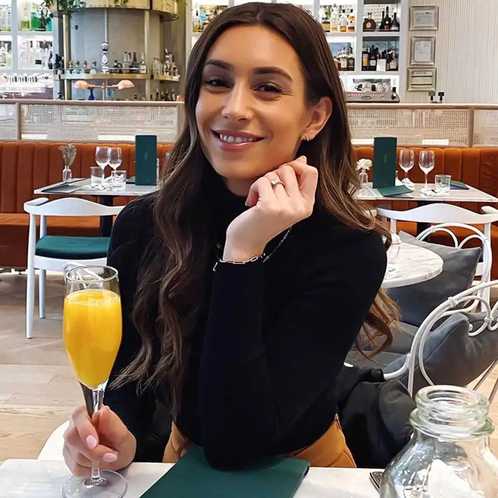 Astrid Loch Defends Not Sharing Newborn&rsquo;s Name or Sex: It&rsquo;s Not a &lsquo;Tease&rsquo;