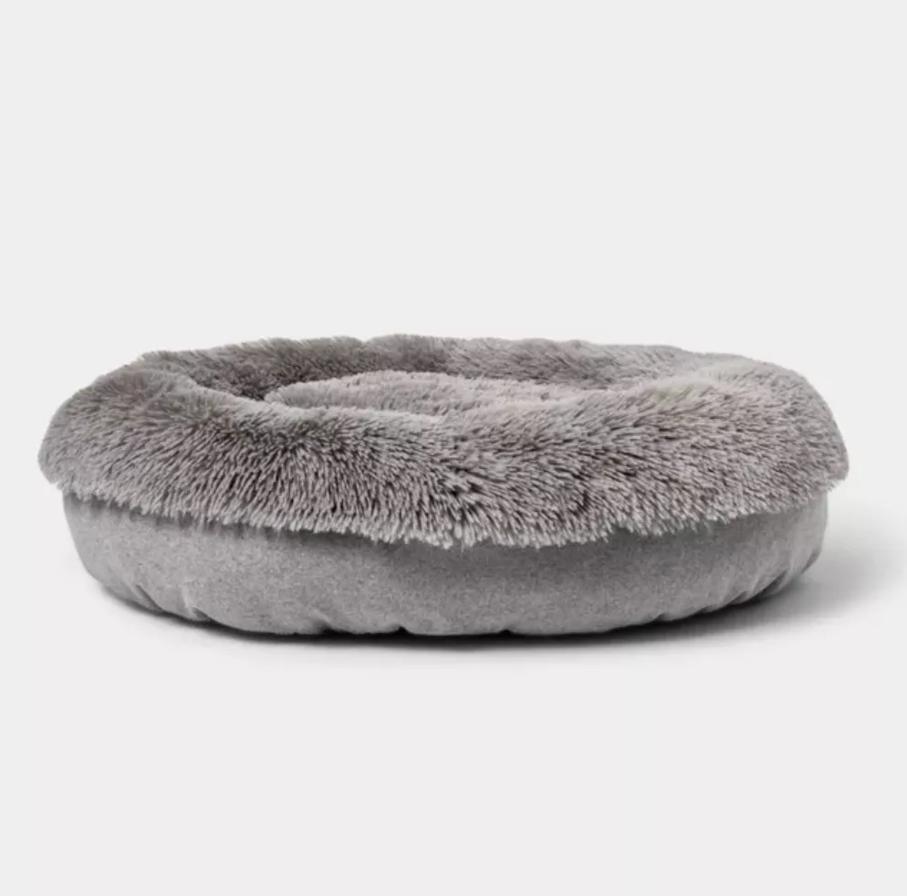 Boots & Barkley&trade; Super Plush Cuddler Round Dog Bed