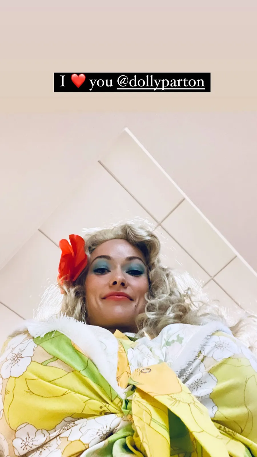 Celebs As Celebs Halloween Update Olivia Wilde