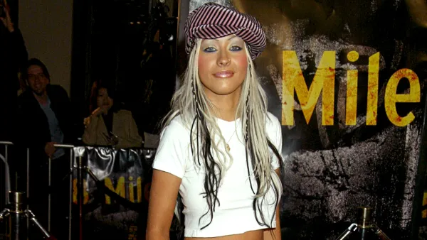 Christina Aguilera Thinks ‘It’s Awesome’ That Low-Rise Jeans Are ‘Coming Back Strong’