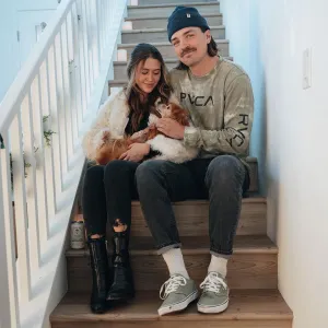 Dean Unglert and Caelynn Miller-Keyes Mourn Their Dog Pappy