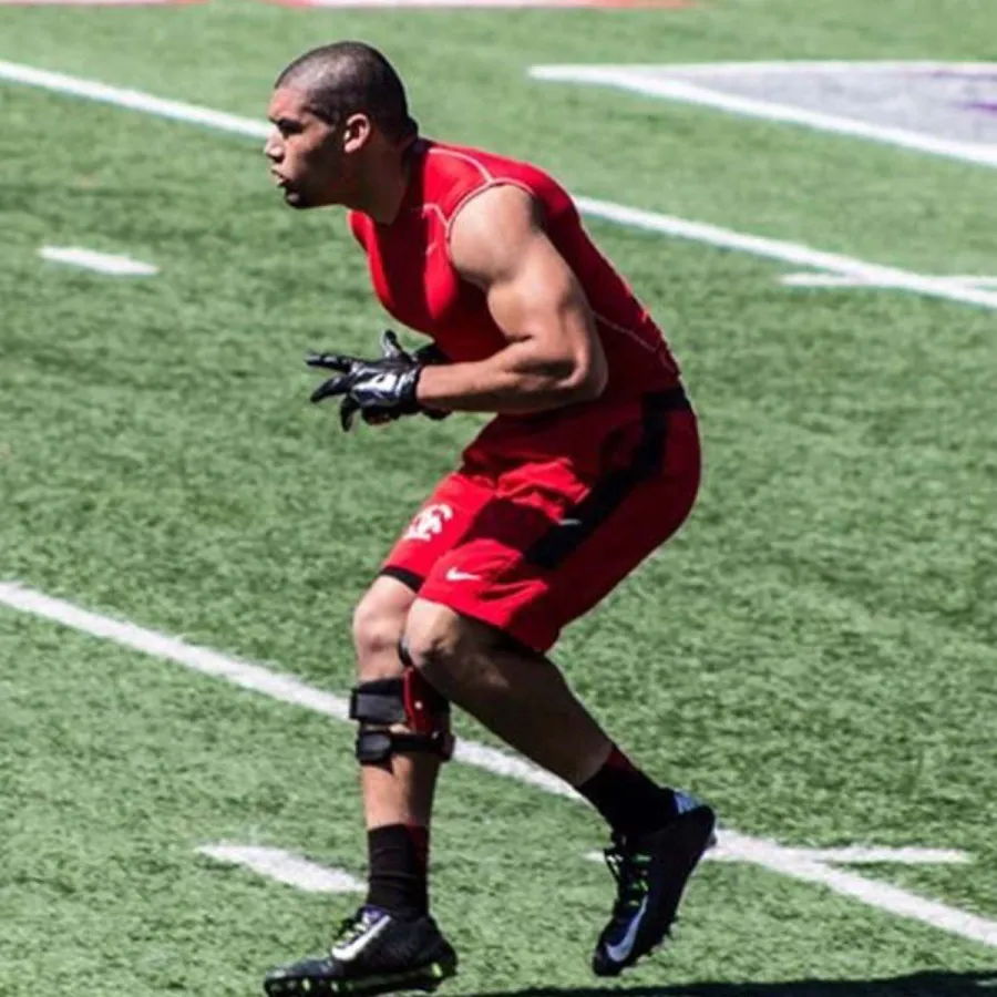 Football Stud 5 Things Know About Bachelorettes Rodney Mathews