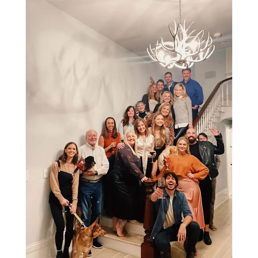 How Reese Witherspoon and More Stars Celebrated Thanksgiving 2021: Pics