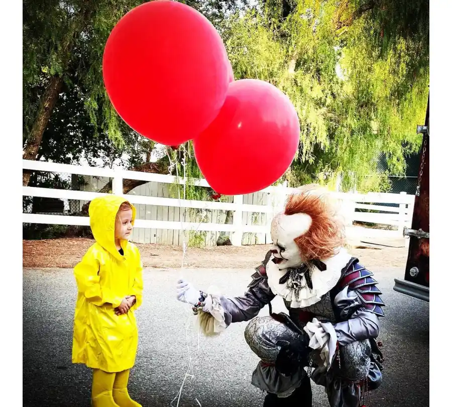 How Tori Spelling Spent Halloween Amid Dean McDermott Split Speculation 15