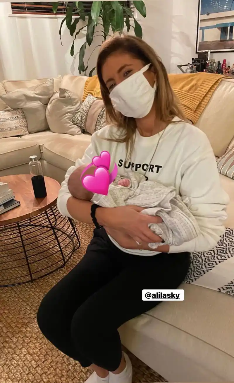 Jamie Chung and Bryan Greenberg’s Twins’ Cutest Photos