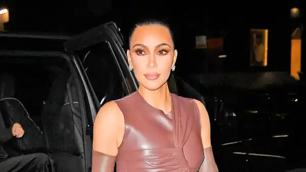 Kim Kardashian Avoids Fashion Emergency at WSJ Innovator Awards 5