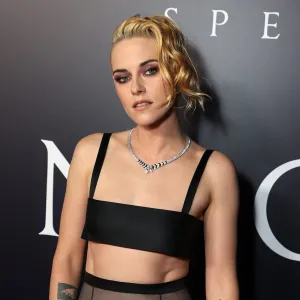 Kristen Stewart Doesn’t Give a S--t About Potential Oscar Buzz Amid Spencer Success