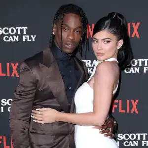 Kylie Jenner Shares 1st Photo of Her and Travis Scotts 2nd Baby