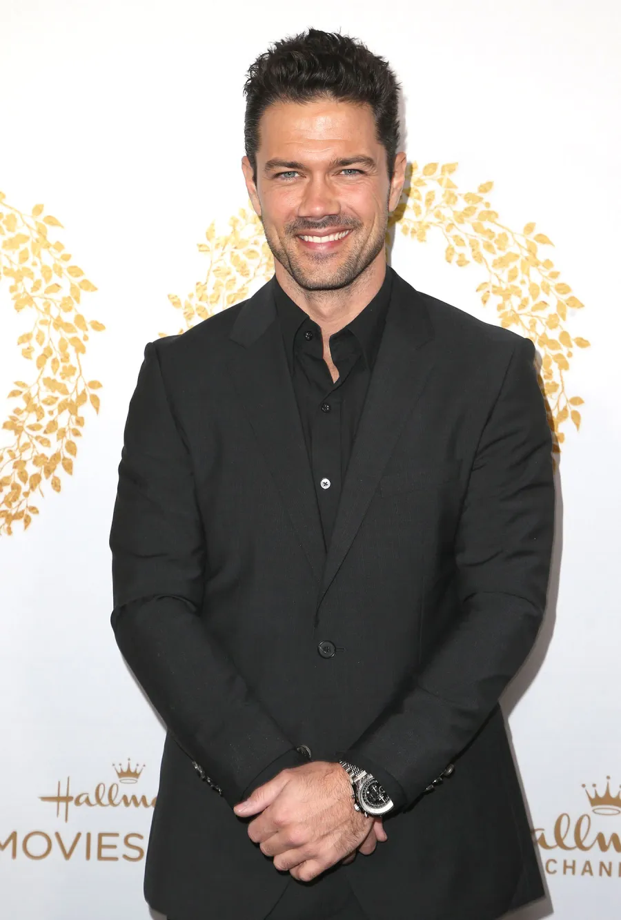 Ryan Paevey Hallmark Channel Stars Dating Histories