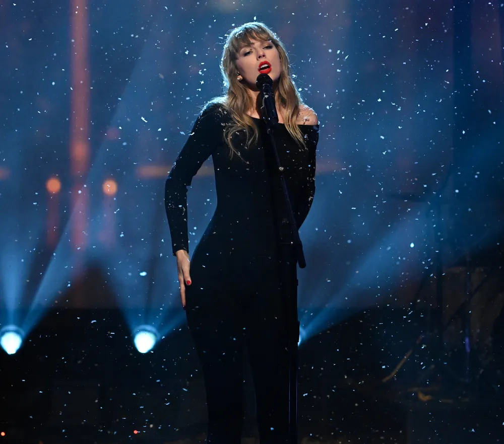 Taylor Swift SNL