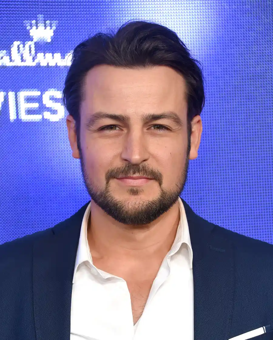 Tyler Hynes Hallmark Channel Stars Dating Histories