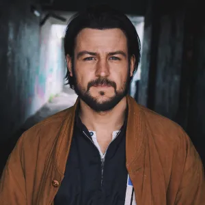 Tyler Hynes Joins RomaDrama